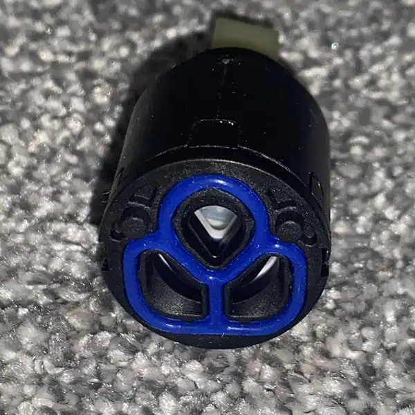 Teka-glowica-ceramiczna-do-baterii-R802725-IC915-IC939.jpg