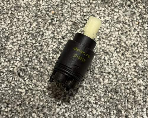 Deante-Glowica-otwierajaca-25-mm-wysoka-baterii-SILIA.jpg