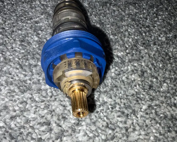 Ideal Standard Głowica termostatyczna.jpg