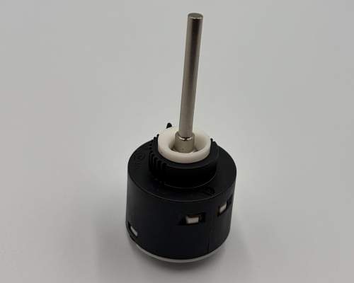 Franke-Glowica-do-baterii-z-wyciagana-wylewka-Sentinel.jpg