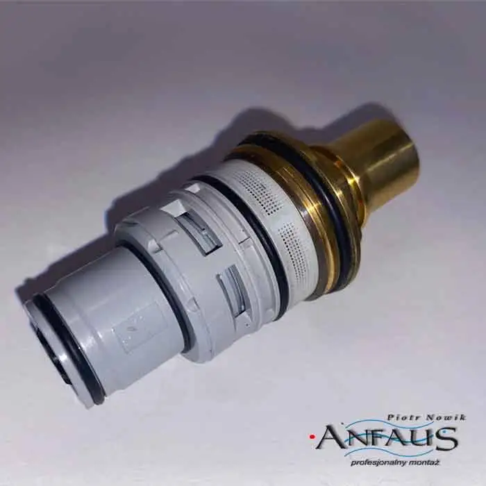 A962229NU Ideal Standard glowica termostatyczna.jpg